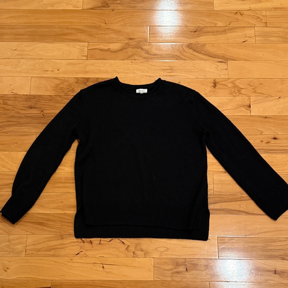 Ella Moss Women's Classic Black Crewneck Sweater